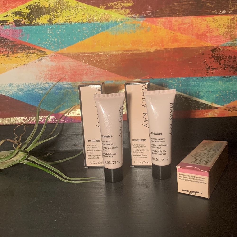 Mary Kay Original Timewise Bronze 5 AntiAging Matte liquid foundation (1) nwt